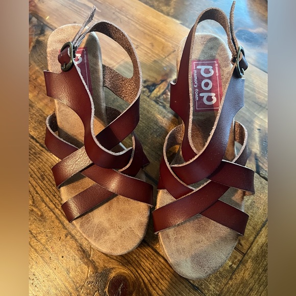 pop Shoes - Pop Women's Deep Red Platform Sandals